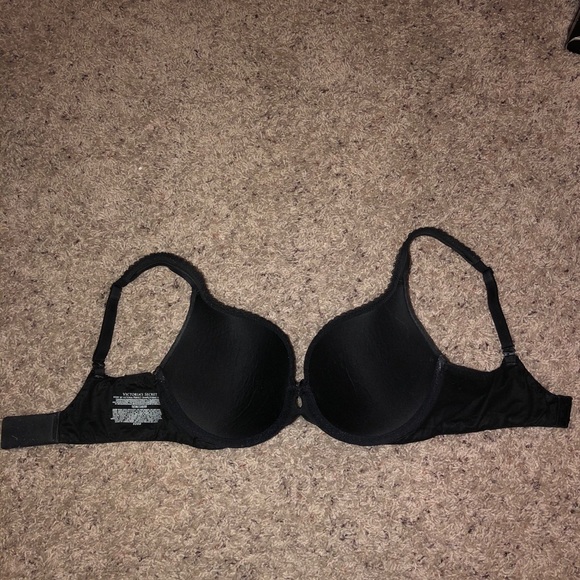 Blake lace detailed Victoria’s Secret bra! - Picture 2 of 4